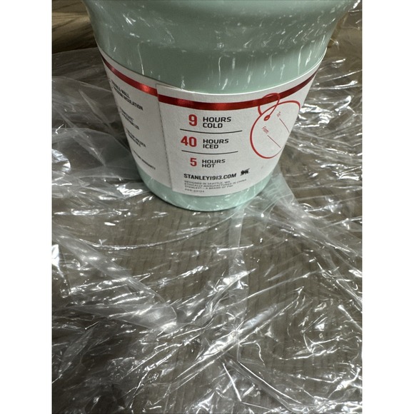 Stanley 30oz Quencher Tumbler - Peppermint Polka Dot - Target Exclusive NEW - Picture 5 of 7